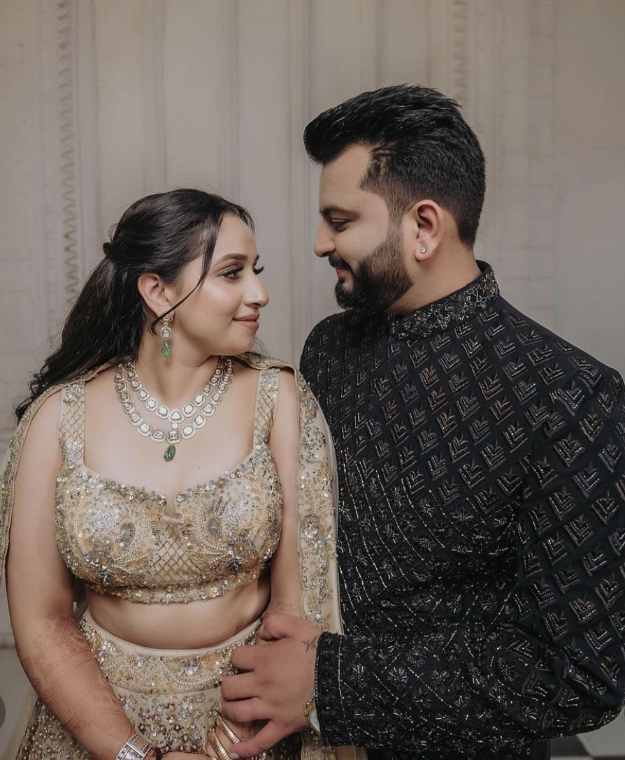 BRIDE: AKRITI GUPTA IN JIBLA IVORY LEHENGA